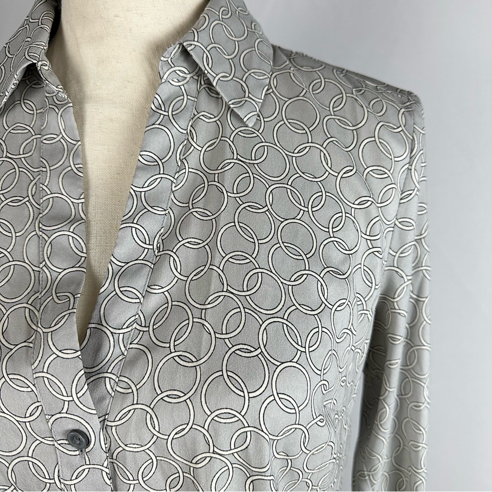 ANN TAYLOR elegant grey collared v-neck button front blouse - size S - Picture 2 of 6